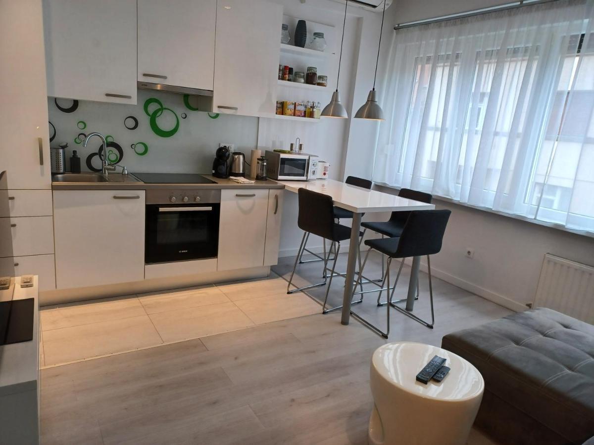 Apartment Daphne Zagreb Exterior foto